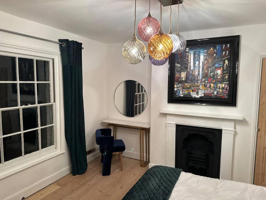 Centre, Norfolk, Free Car Parking. Holiday home *